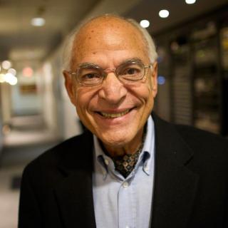 Picture of Farouk El-Baz smiling 